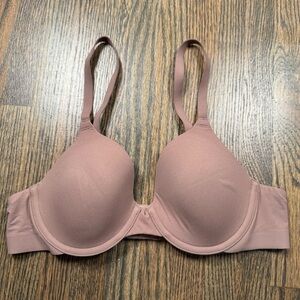 Wacoal Comfort First Contour Underwire Bra size 34A